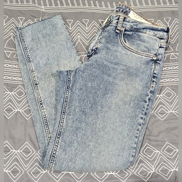 Rag & Bone Dre Low Rise Boyfriend Jean Size 27 - Picture 1 of 8